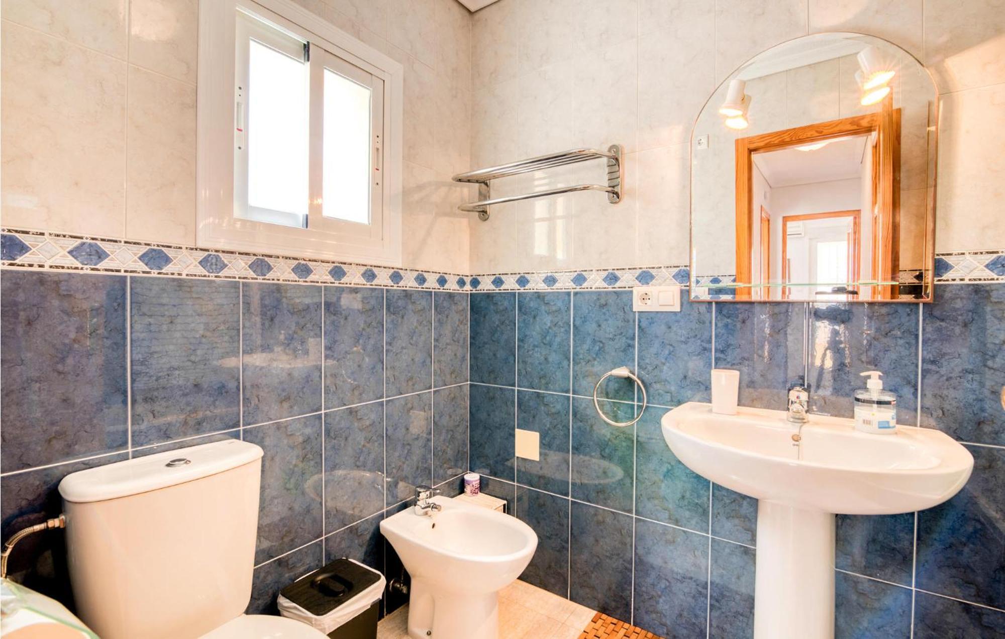 Gorgeous Home In Santa Pola With Wifi 外观 照片